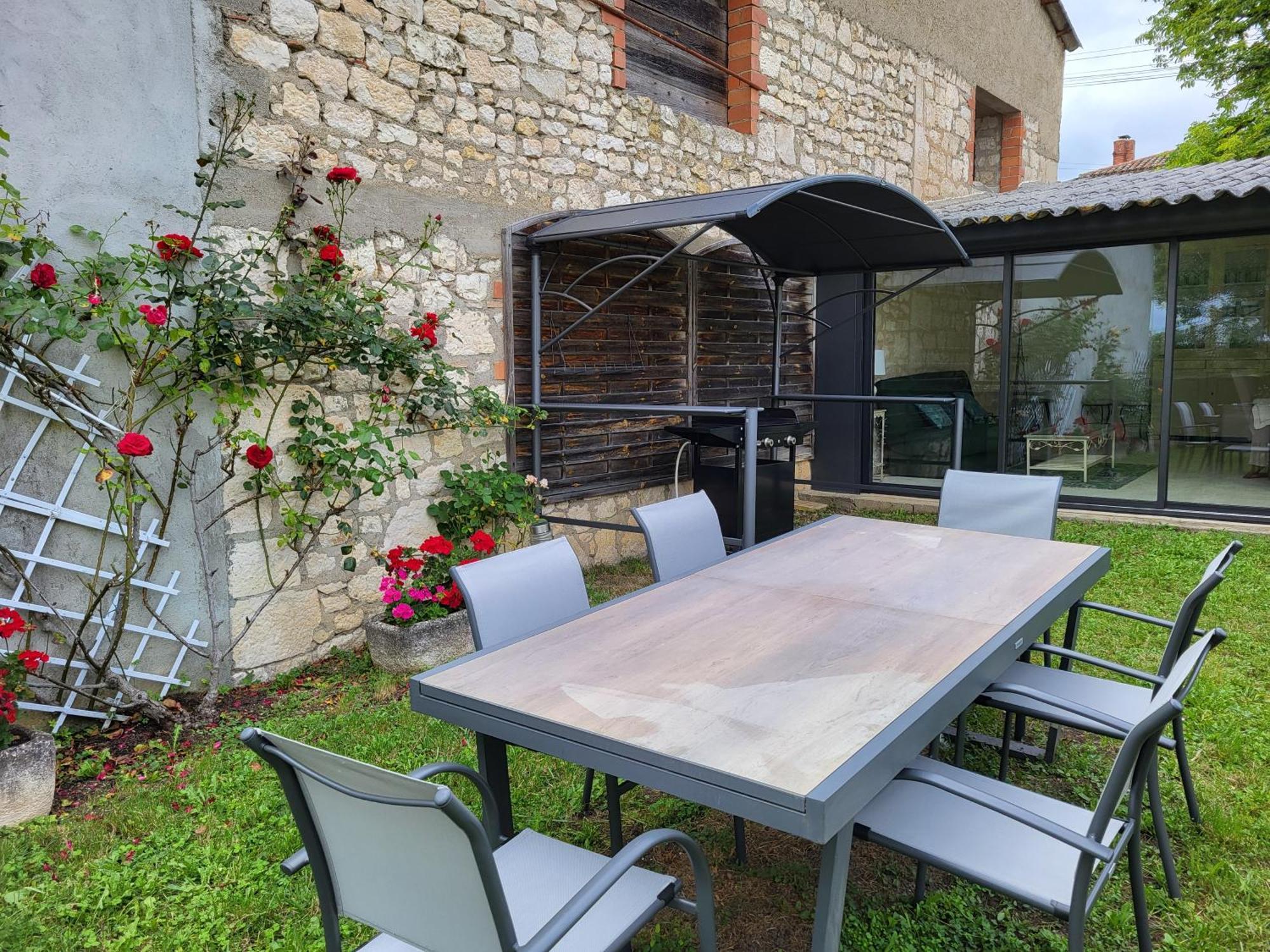 Maison De Jade Noailles  외부 사진